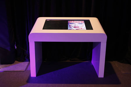 Наша компания поставила интерактивный стол для вечеринки журнала «Allure»
