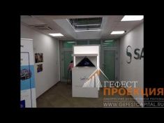 Оснащение шоу-рума французской компании Safran интерактивным оборудованием интерактивный стол, видеостена из орионов, голографическая пирамида.