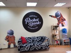 Изготовление ростовых фигур для Rocket bank .