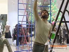 Проекционная витрина в ТРК Галерея для магазина одежды Imperial