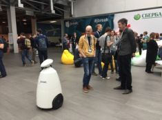 Рекламный робот и очки виртуальной реальности в аренду на Java конференции JBreak 2017 в МВК Новосибирск Экспоценр