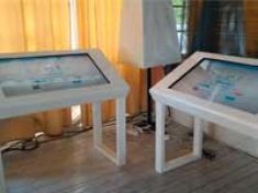 Интерактивные каменные столы в аренду для Mail.ru group