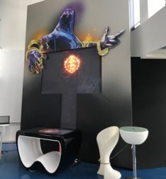 Интерактивный стол dedal w55 и светодиодный экран на чемпионат Dota 2