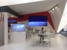 Прозрачный экран для компании РЖД на ПМЭФ 2017